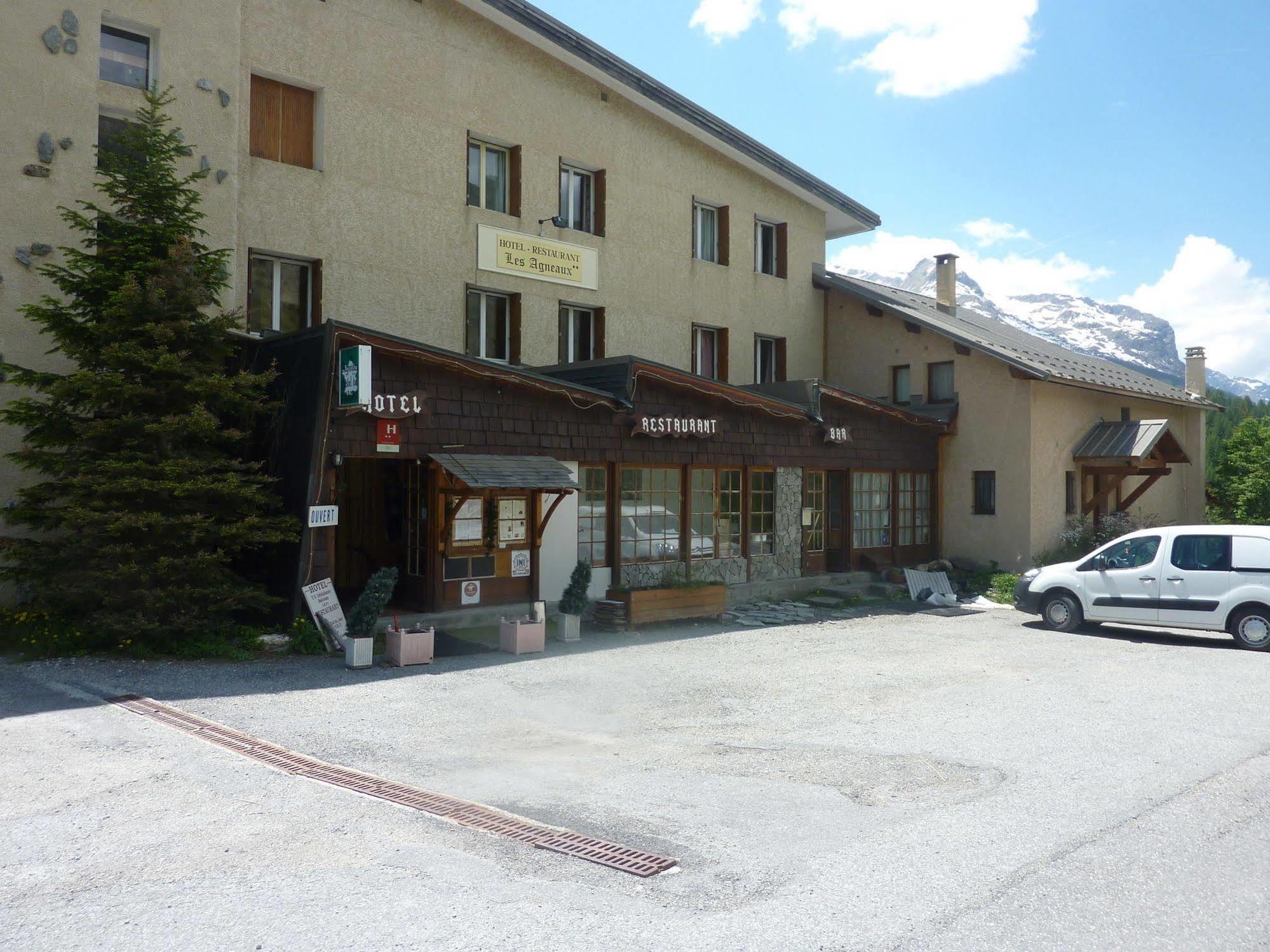 古币酒店 Villar-dʼArène 外观 照片